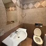 Prime Location One Bed With Hydro Bath In Royal Plaza