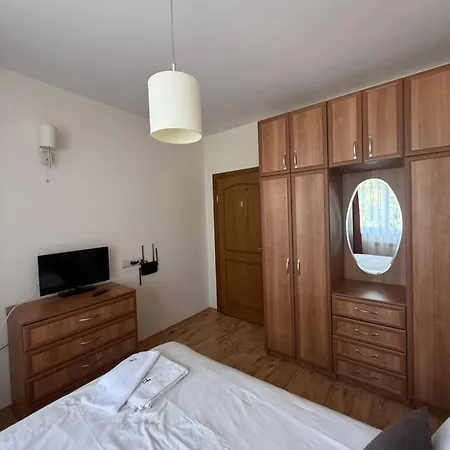 Prime Location One Bed With Hydro Bath In Royal Plaza Apartment