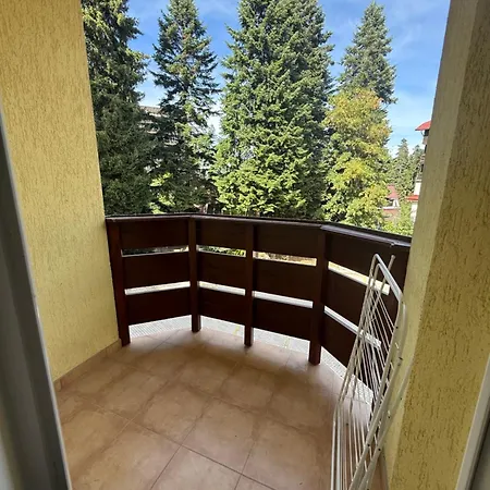 Prime Location One Bed With Hydro Bath In Royal Plaza Apartment *