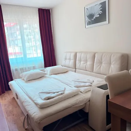 Apartament Prime Location One Bed With Hydro Bath In Royal Plaza Borowec